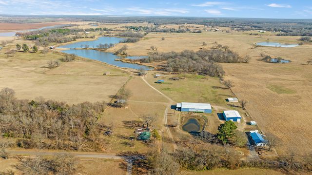 4060 CR 36220, Sumner, TX 75486