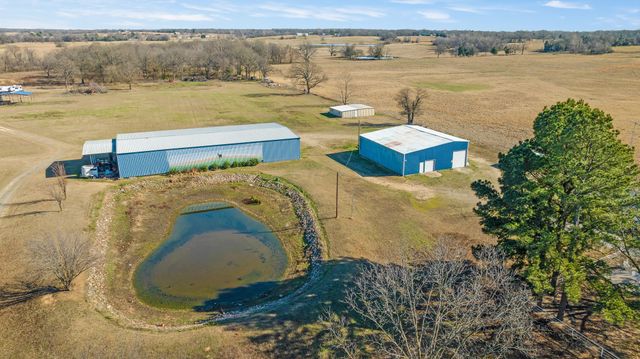 4060 CR 36220, Sumner, TX 75486