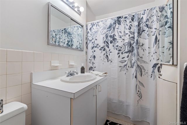 711 Shore Road 3B, Long Beach, NY 11561