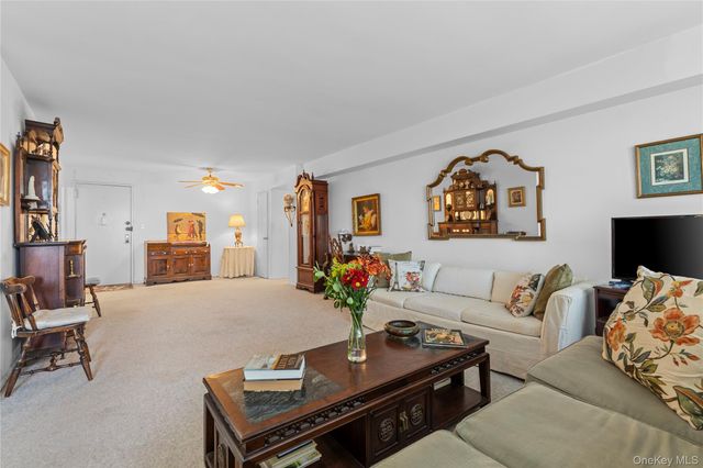 711 Shore Road 3B, Long Beach, NY 11561