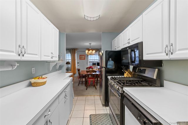 711 Shore Road 3B, Long Beach, NY 11561