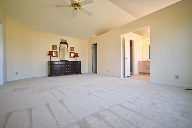 1132 Kurtzinger Court, Union, KY 41091