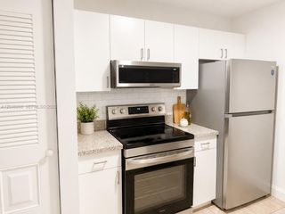 430 S park 3-110, Hollywood, FL 33021