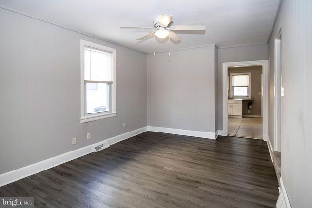 207 SOMERSET ST, Gloucester City, NJ 08030