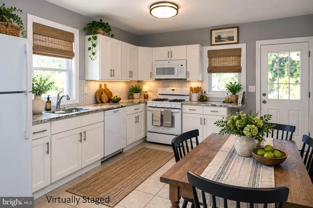 207 SOMERSET ST, Gloucester City, NJ 08030
