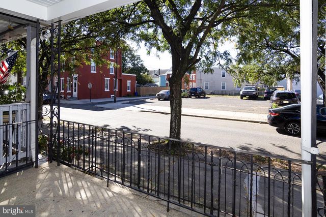 207 SOMERSET ST, Gloucester City, NJ 08030