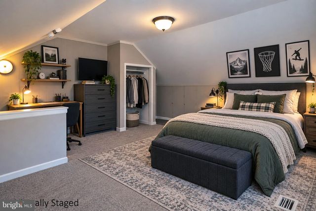 207 SOMERSET ST, Gloucester City, NJ 08030