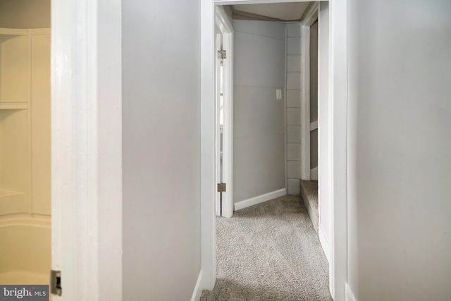 207 SOMERSET ST, Gloucester City, NJ 08030