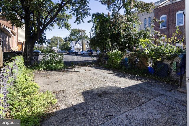 207 SOMERSET ST, Gloucester City, NJ 08030