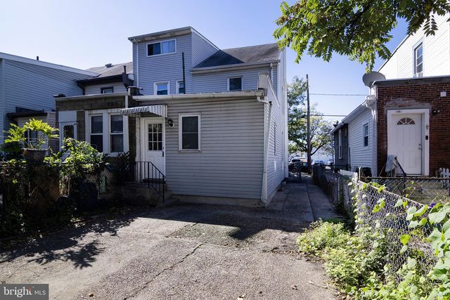 207 SOMERSET ST, Gloucester City, NJ 08030