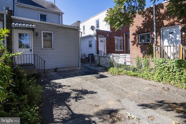 207 SOMERSET ST, Gloucester City, NJ 08030
