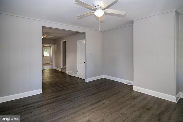 207 SOMERSET ST, Gloucester City, NJ 08030