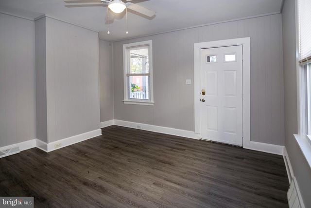 207 SOMERSET ST, Gloucester City, NJ 08030