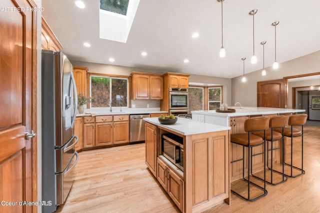 2719 S Reynolds Rd, Coeur D'alene, ID 83814