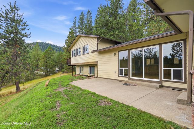 2719 S Reynolds Rd, Coeur D'alene, ID 83814