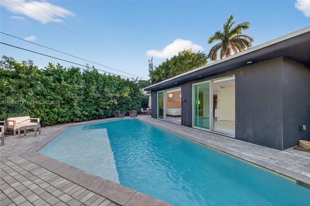 1000 N Shore Dr, Miami Beach, FL 33141