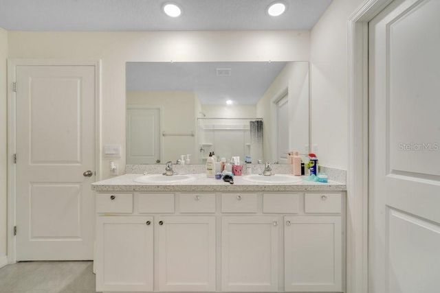 35704 DOVELAND DRIVE, Zephyrhills, FL 33541