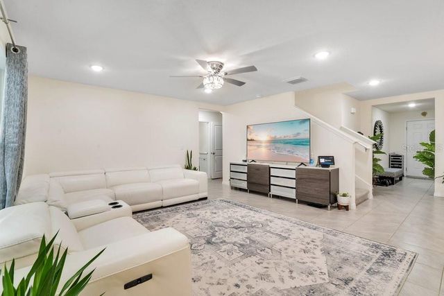 35704 DOVELAND DRIVE, Zephyrhills, FL 33541