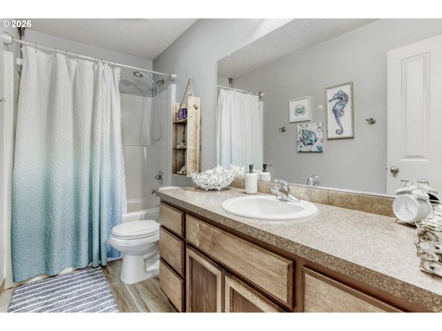 10410 Ne 70TH Ct, Vancouver, WA 98686