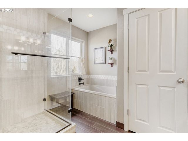 10410 Ne 70TH Ct, Vancouver, WA 98686