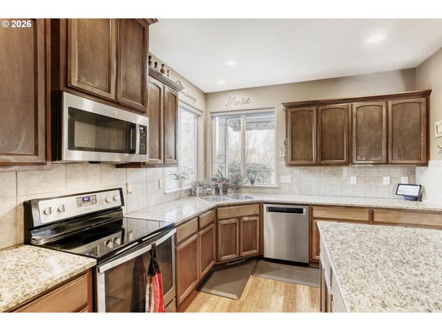 10410 Ne 70TH Ct, Vancouver, WA 98686