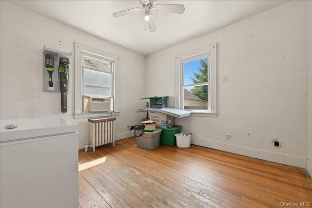 8 Foster Place, Hempstead, NY 11550