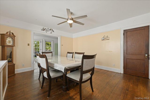 8 Foster Place, Hempstead, NY 11550