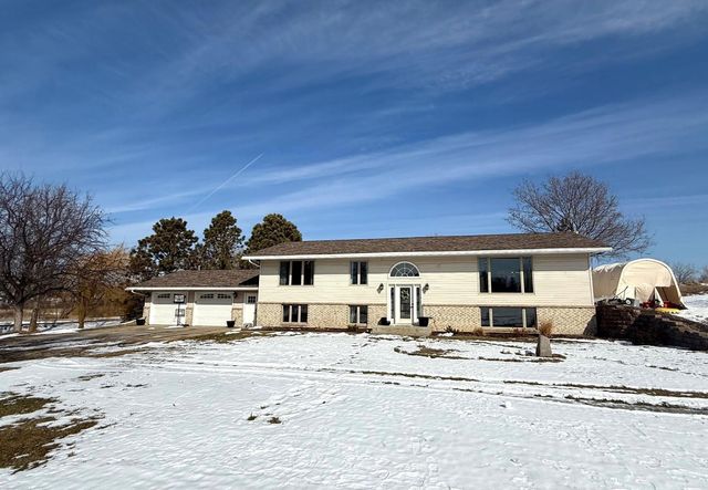 3601 24th Street NW, Willmar, MN 56201