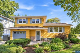 1 Carey Court, Montclair, NJ 07042