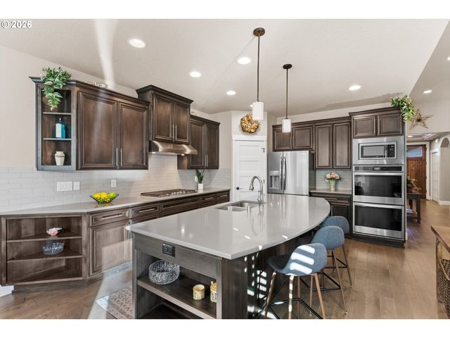 1548 S HARRIER Cir, Ridgefield, WA 98642