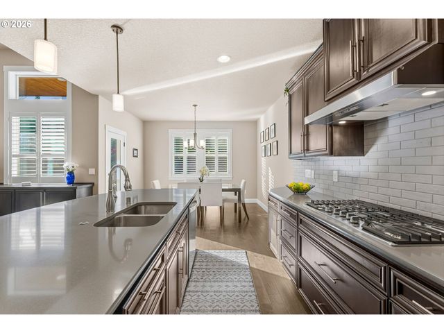 1548 S HARRIER Cir, Ridgefield, WA 98642