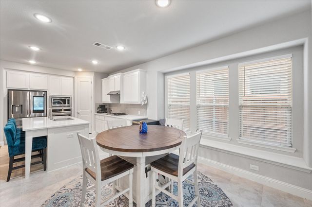 1519 Birds Fort Trail, Arlington, TX 76005