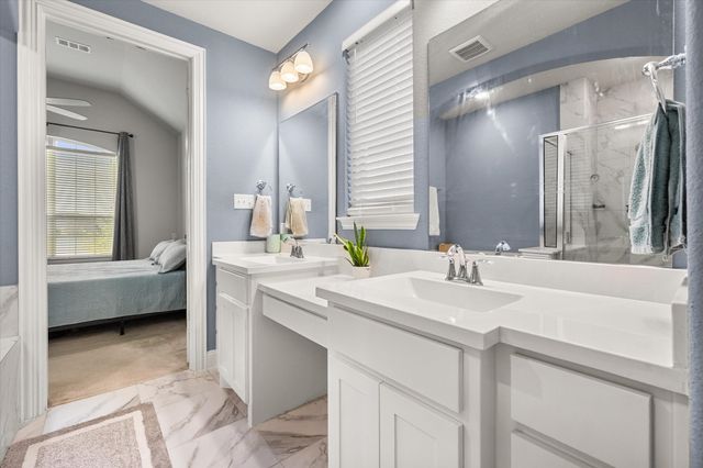 1519 Birds Fort Trail, Arlington, TX 76005