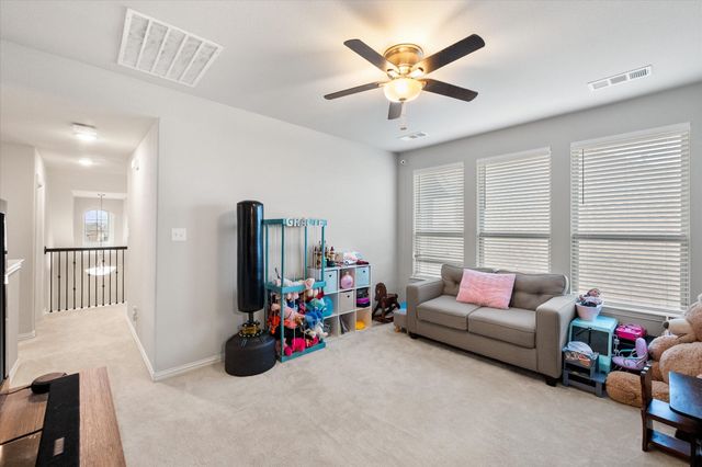 1519 Birds Fort Trail, Arlington, TX 76005