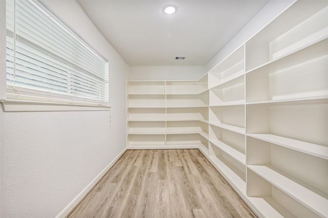 502 Misty Lane, Friendswood, TX 77546