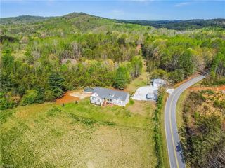 724-0 Tom Cook Road, Pilot Mountain, NC 27041
