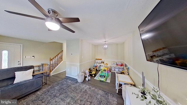 213 CHARLESTON CT, La Plata, MD 20646