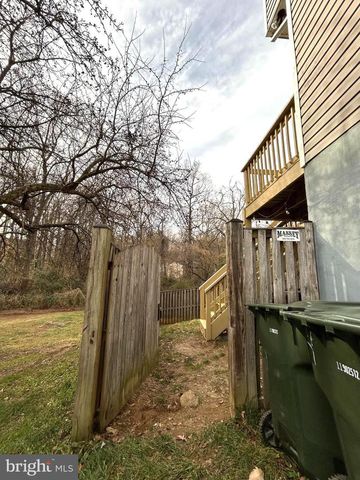 213 CHARLESTON CT, La Plata, MD 20646