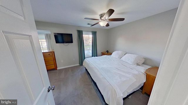 213 CHARLESTON CT, La Plata, MD 20646