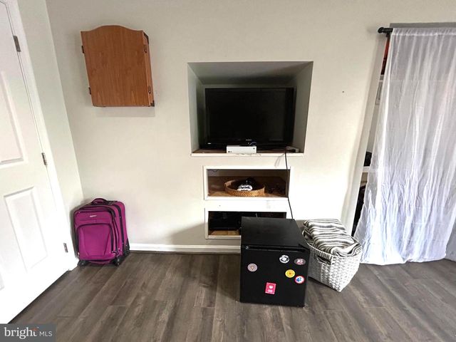 213 CHARLESTON CT, La Plata, MD 20646