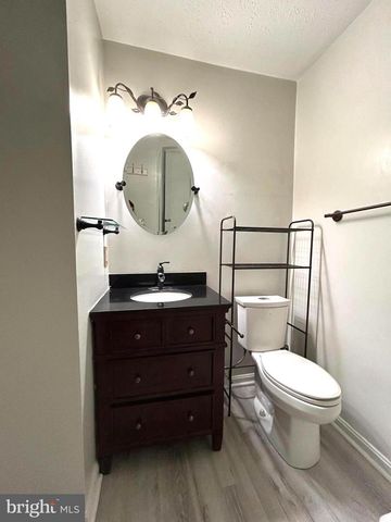 213 CHARLESTON CT, La Plata, MD 20646