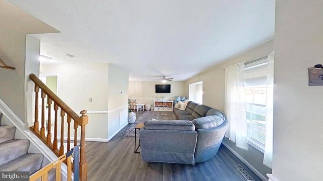 213 CHARLESTON CT, La Plata, MD 20646