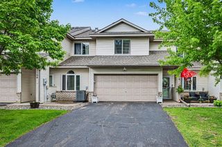 1106 Crystal Place W, Chaska, MN 55318