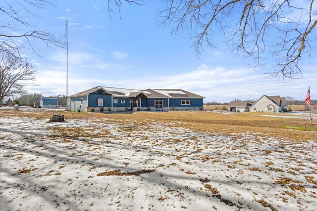 715 VZ County Road 1803, Grand Saline, TX 75140