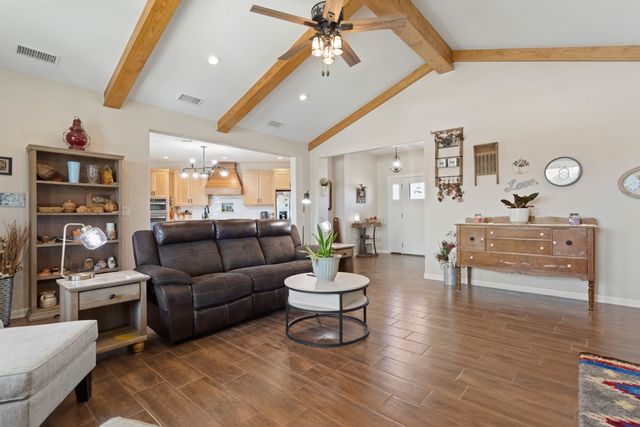 715 VZ County Road 1803, Grand Saline, TX 75140