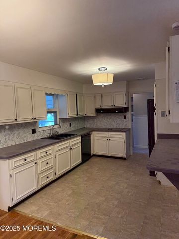 324 Shady Brook Lane, Forked River, NJ 08731