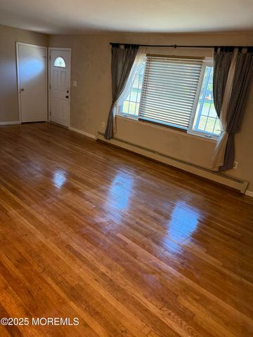 324 Shady Brook Lane, Forked River, NJ 08731