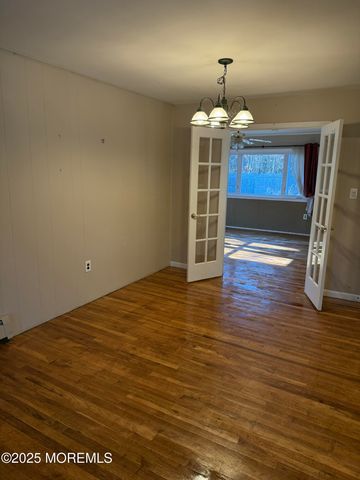 324 Shady Brook Lane, Forked River, NJ 08731