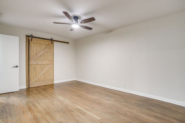 4737 Houghton Avenue, Fort Worth, TX 76107