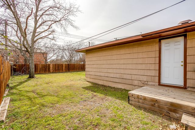 4737 Houghton Avenue, Fort Worth, TX 76107